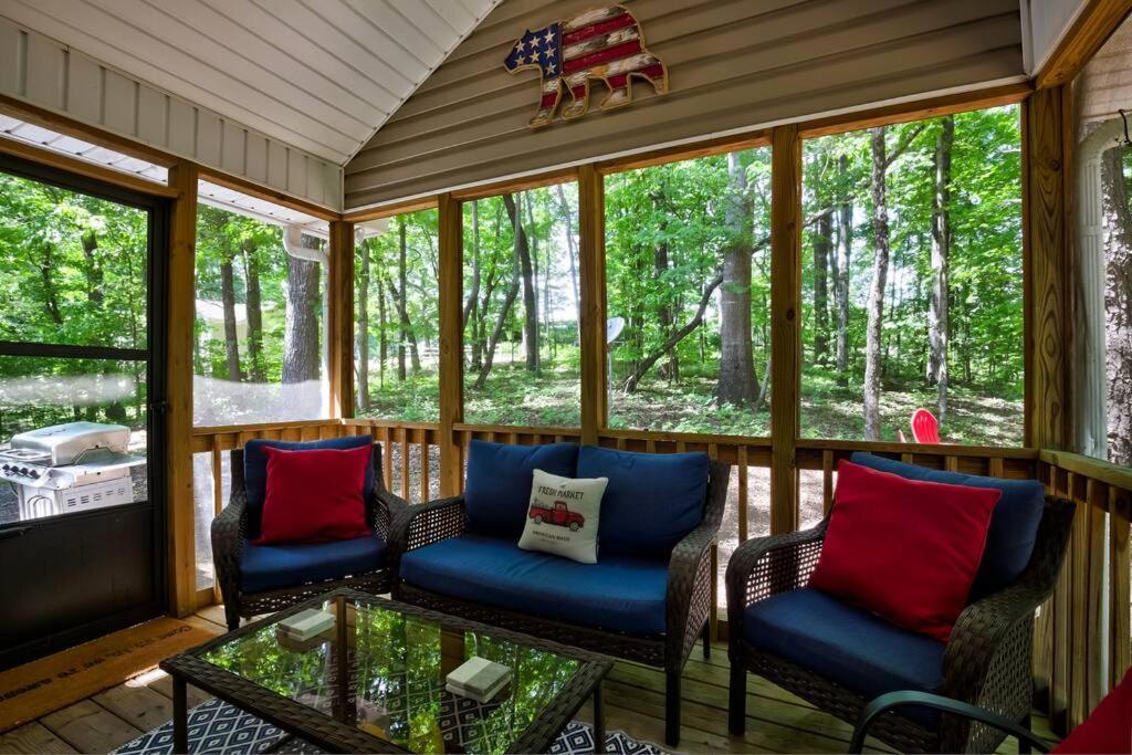 Less Than 3 Miles To Downtown With Firepit Ellijay Extérieur photo