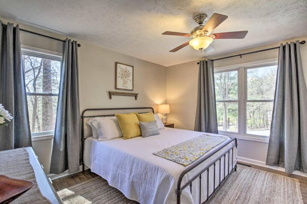 Less Than 3 Miles To Downtown With Firepit Ellijay Extérieur photo